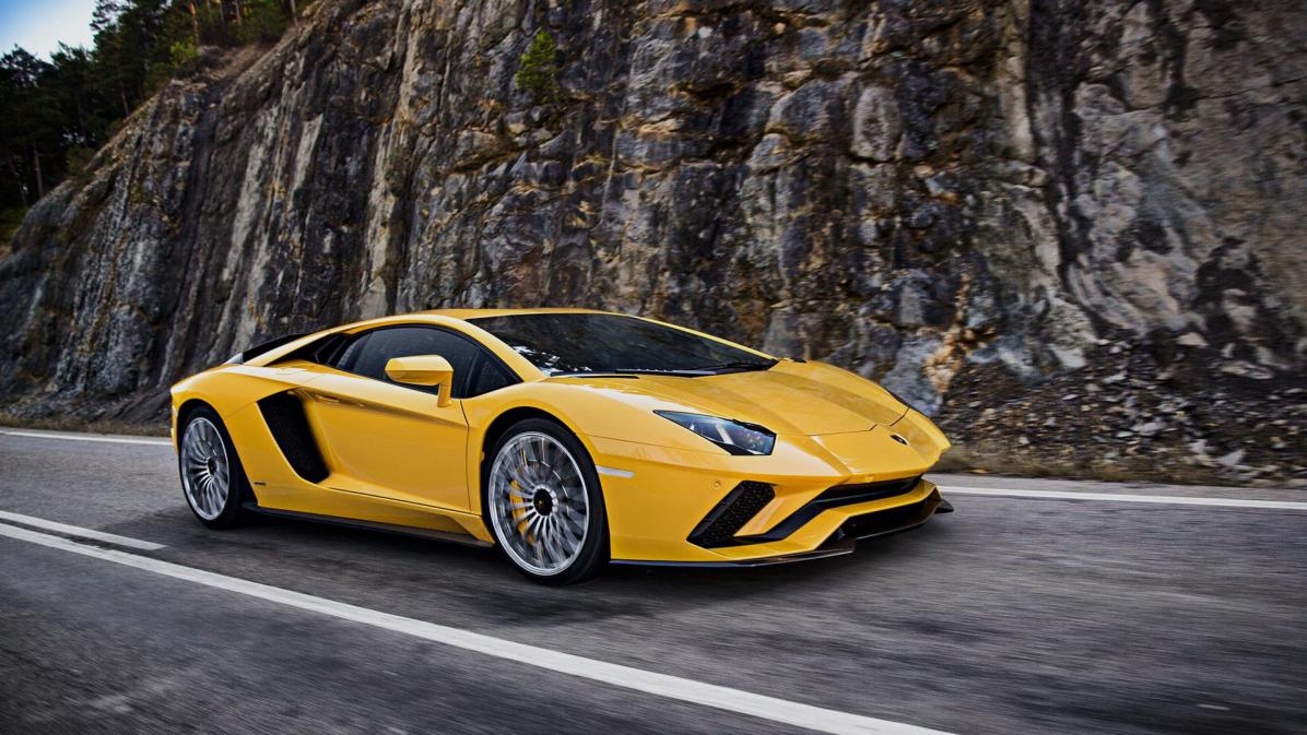 اضغط على الصورة لعرض أكبر.   الإسم:	lamborghini-aventador-s.jpg  مشاهدات:	0  الحجم:	147.8 KB  الهوية:	4717