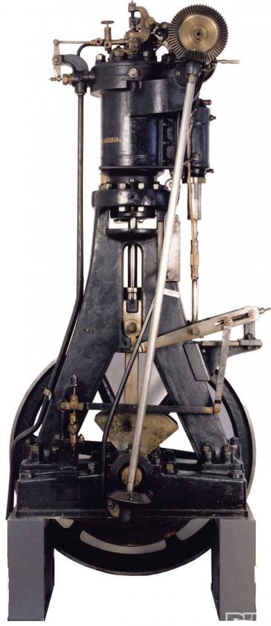 اضغط على الصورة لعرض أكبر. 

الإسم:	rudolf-diesel-engine.jpg 
مشاهدات:	151 
الحجم:	46.9 KB 
الهوية:	4725