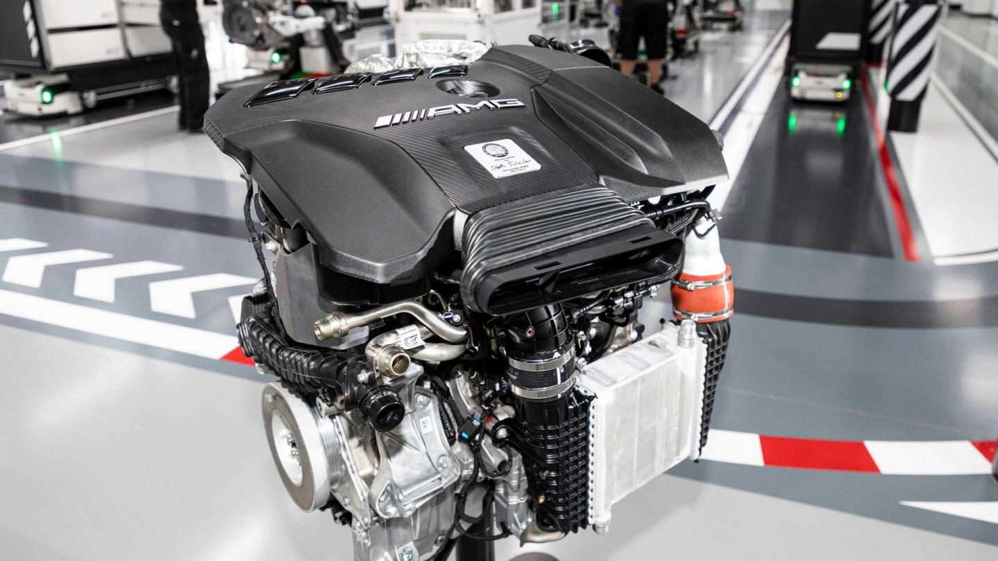 اضغط على الصورة لعرض أكبر. الإسم:	mercedes-amg-m139-engine.jpg مشاهدات:	2 الحجم:	141.3 KB الهوية:	4781