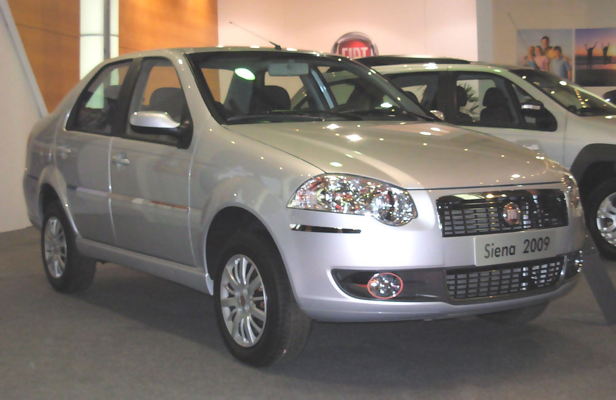 اضغط على الصورة لعرض أكبر.   الإسم:	1200px-Fiat_Siena_2009_front_-_2008_Montevideo_Motor_Show.jpg  مشاهدات:	20  الحجم:	134.7 KB  الهوية:	5609