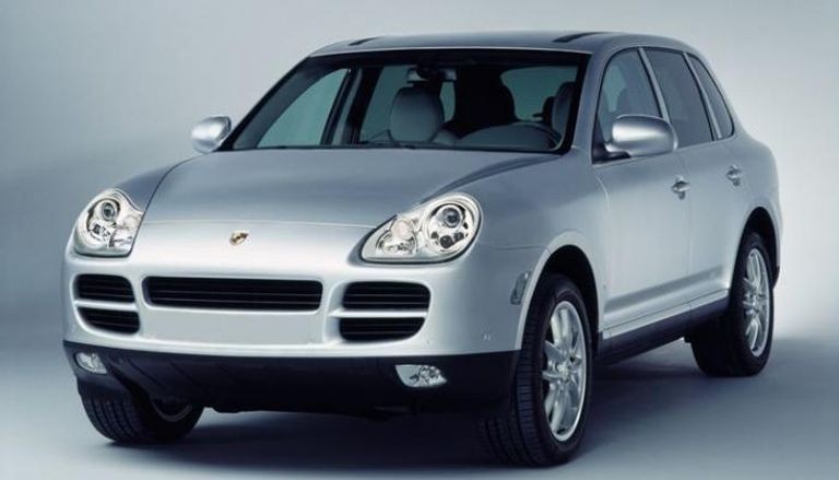 اضغط على الصورة لعرض أكبر. 

الإسم:	143-142329-porsche-cayenne-has-evolved-over-the-ages_700x400.jpg 
مشاهدات:	76 
الحجم:	49.1 KB 
الهوية:	7521
